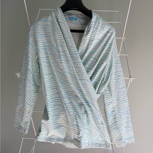J. McLaughlin Blue Animal Print Faux Wrap Catalina Cloth Shirt Womens Size Med